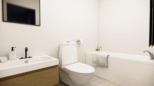 11_Bath_02-scaled